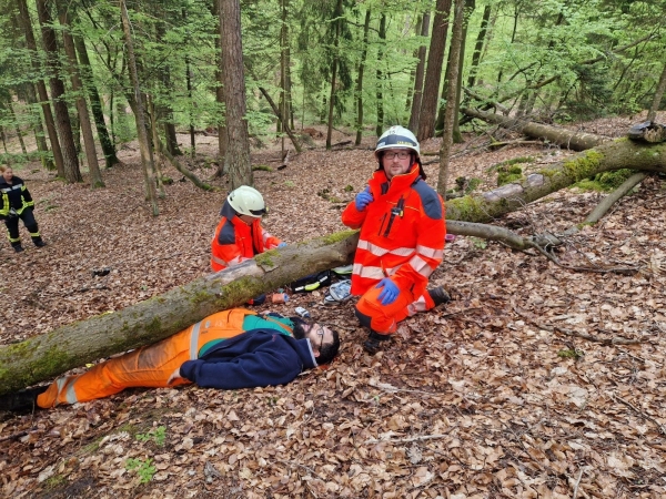 20240503-Uebung_Personenrettung_Hanglage-02